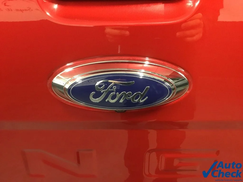 Used 2020 Red Ford XLT image 18