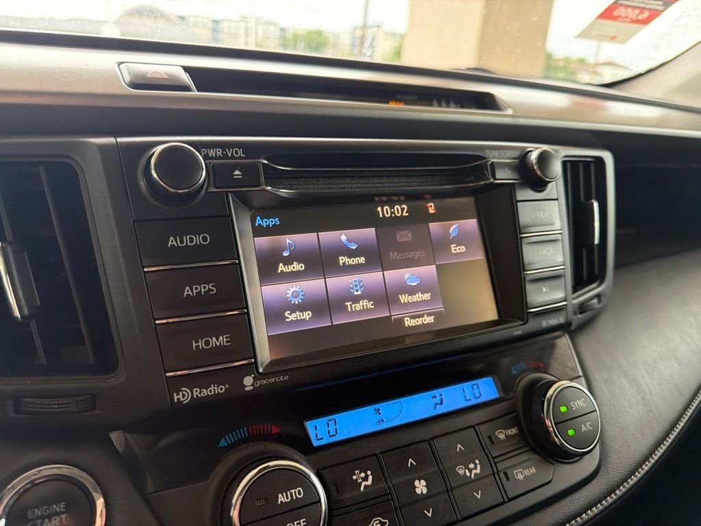 Used 2018 Electric Toyota XLE image 30