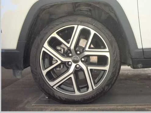 Used 2025 Bright White Clearcoat Jeep Limited image 7
