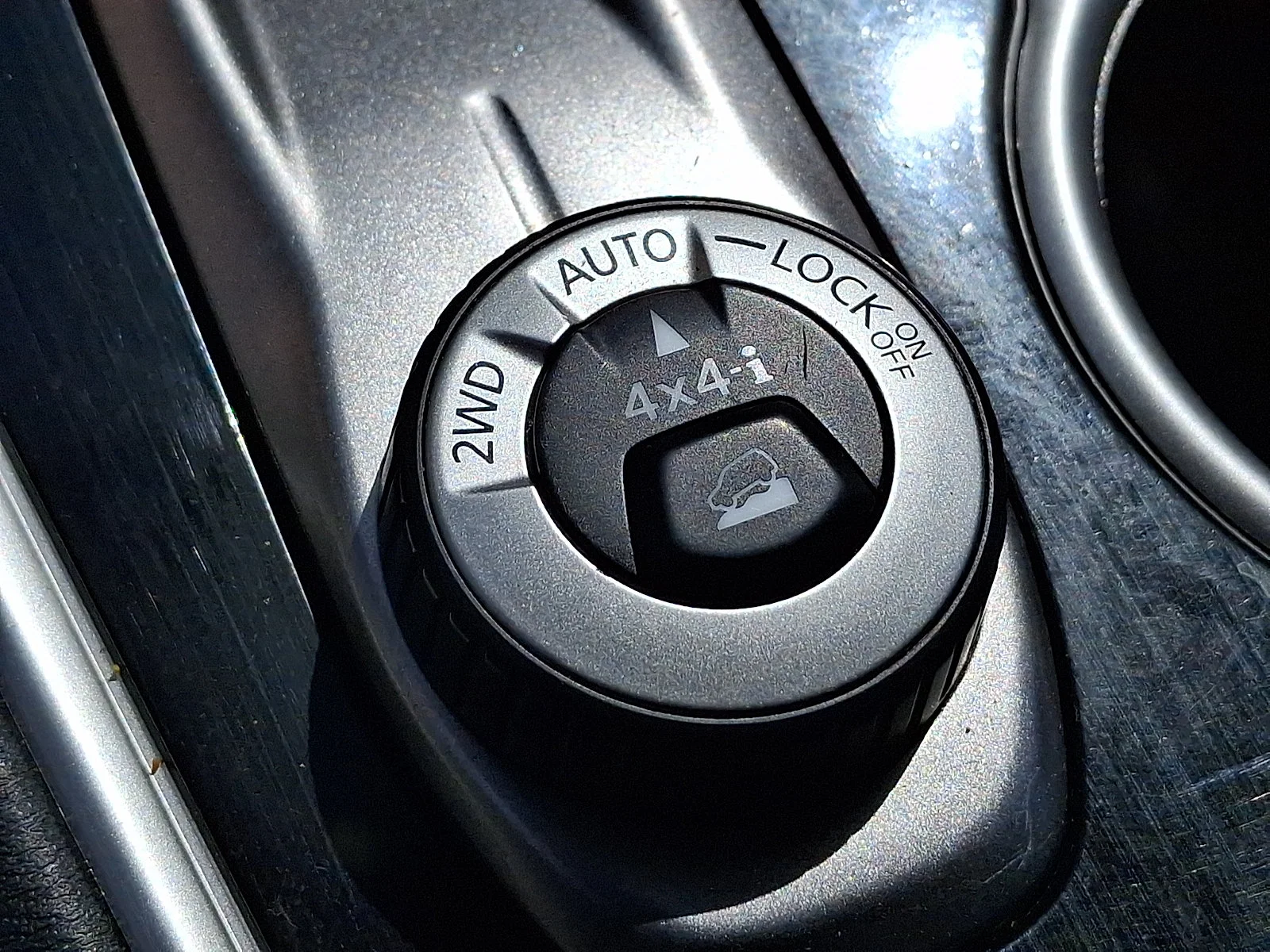 Used 2017 Blue Nissan SV image 25