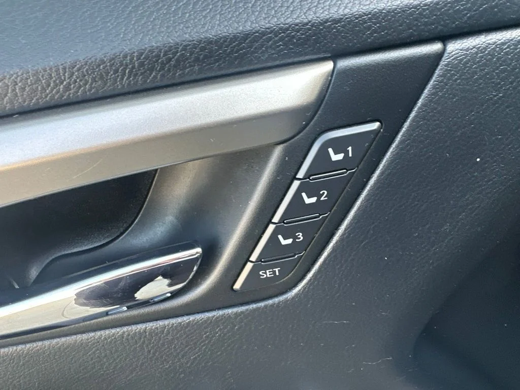Used 2017 Beige Lexus 350 image 10