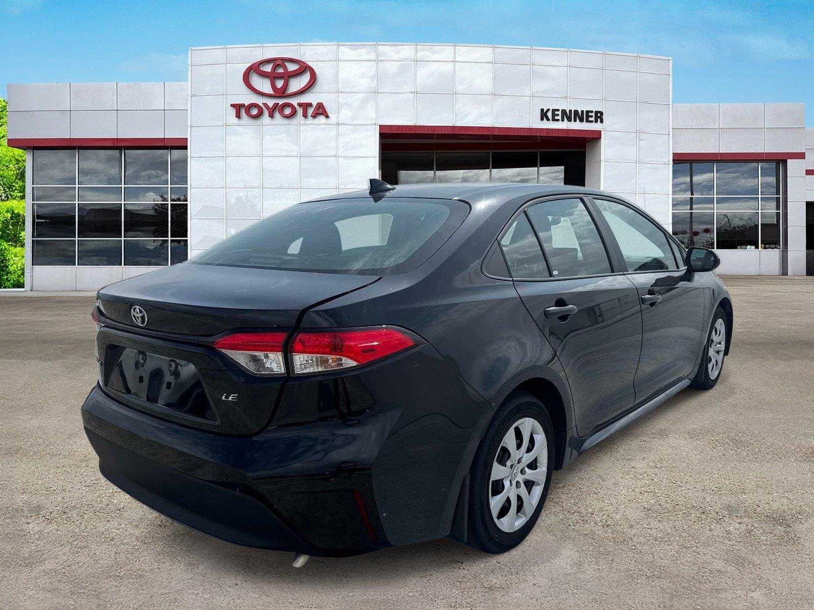 Used 2025 Midnight Black Metallic Toyota LE image 6