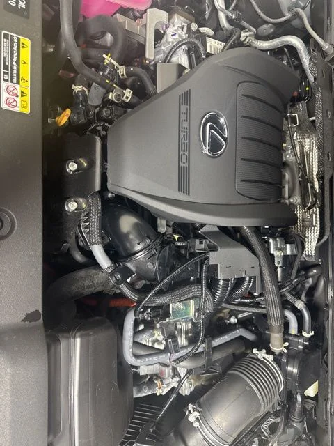 Used 2023 Iridium Lexus 500h F SPORT Performance image 9
