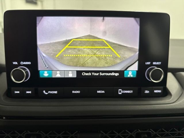 Certified Used 2025 Solar Silver Metallic Honda SE image 34