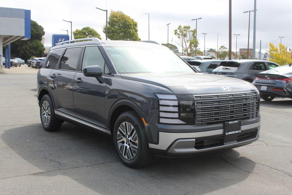 New 2026 Gray Hyundai Blue SEL 8P image 5