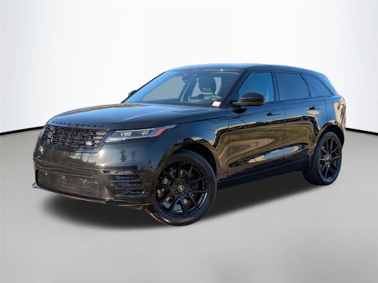 Used 2026 Santorini Black Metallic Land Rover Dynamic SE image 1