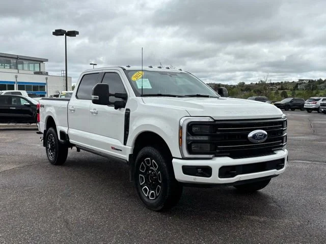Used 2025 White Ford XL image 8