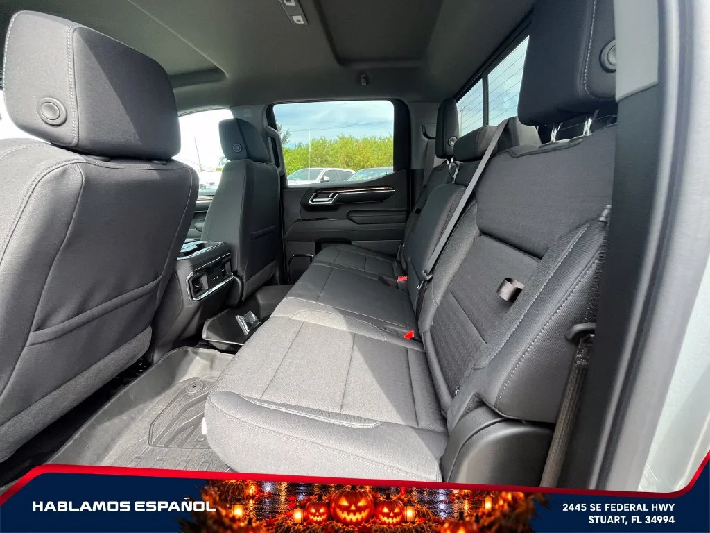 New 2026 Sterling Metallic GMC Elevation image 12