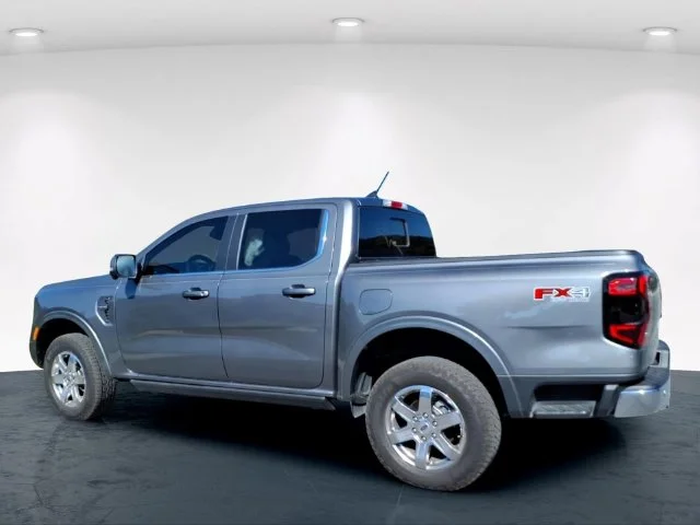 Used 2025 Gray Ford Lariat image 20