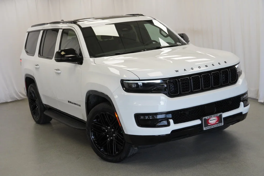 Used 2025 White Jeep Series II image 12