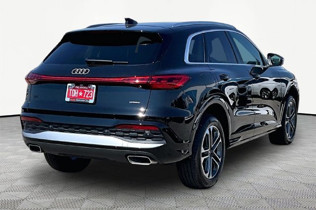 Used 2025 Black Audi 2.0T Premium image 2