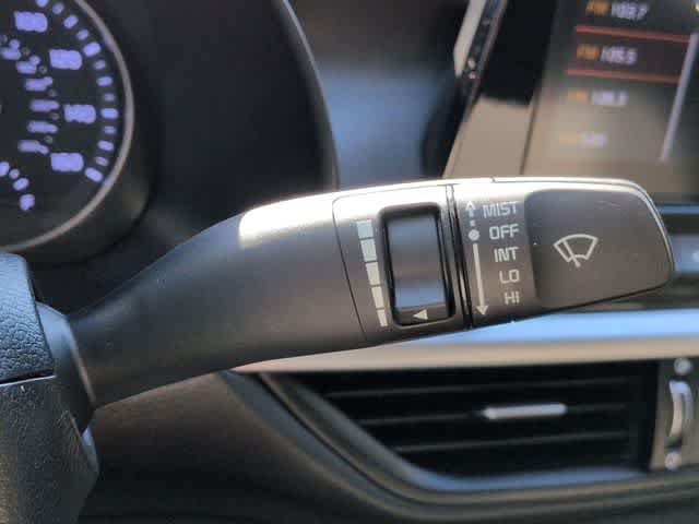 Used 2023 Snow White Pearl Kia LXS image 25