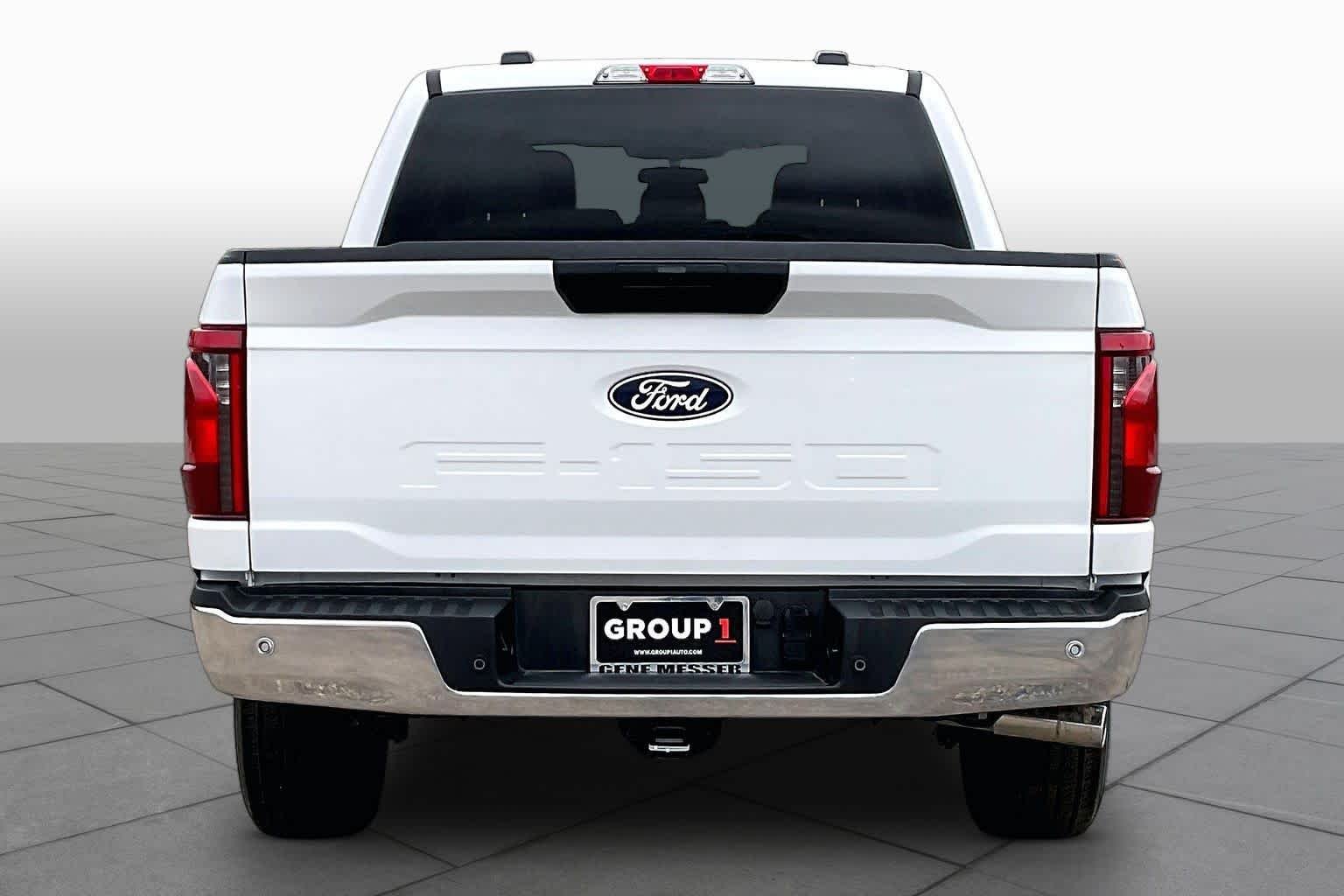 Used 2025 Oxford White Ford XLT image 5