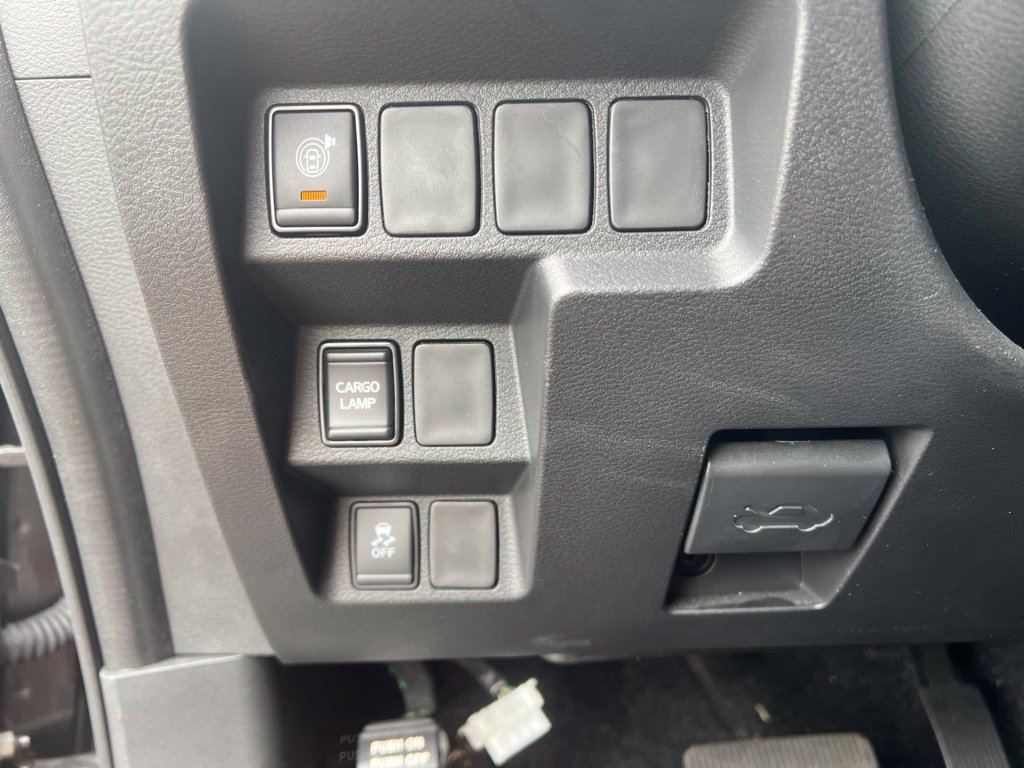 Used 2024 Gray Nissan SV image 14