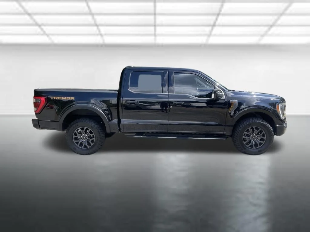 Used 2022 Black Ford Tremor image 6
