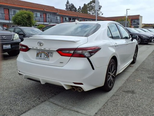 Used 2022 White Toyota SE image 23