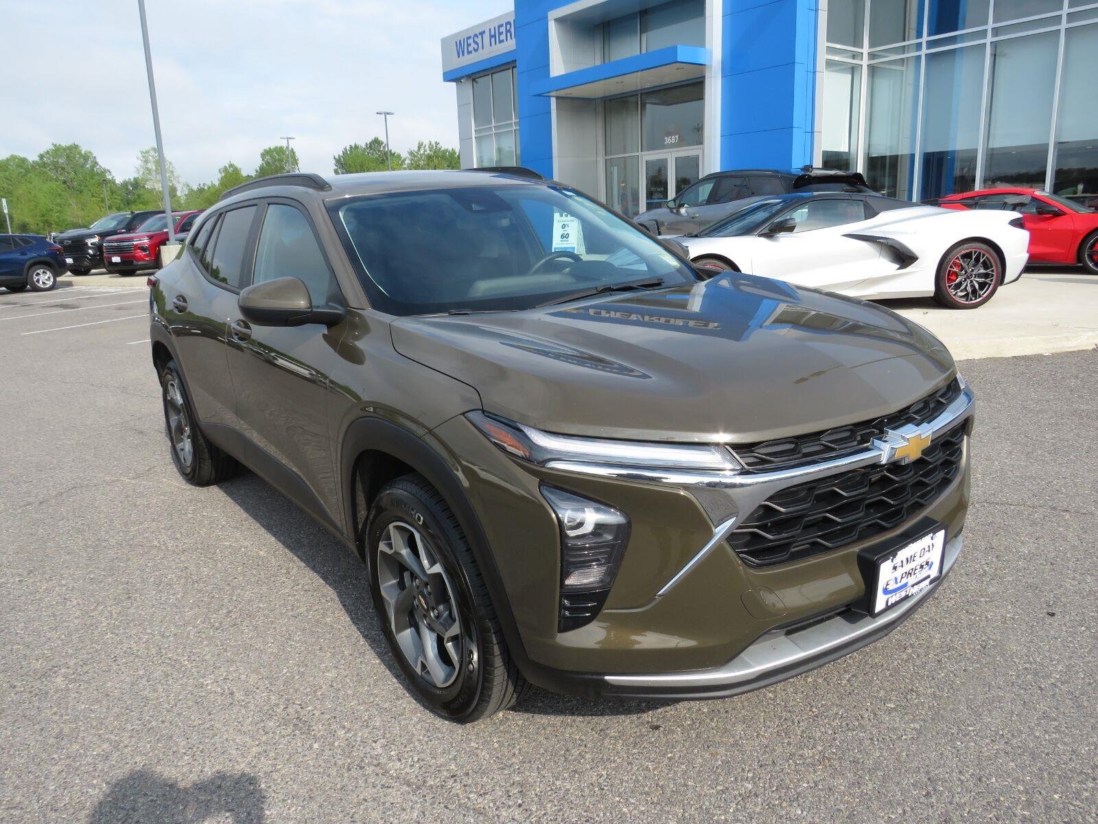 Used 2024 Harvest Bronze Metallic Chevrolet LT image 3