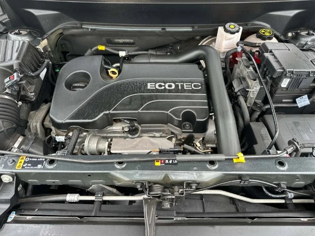 Used 2020 Gray Chevrolet LT image 12