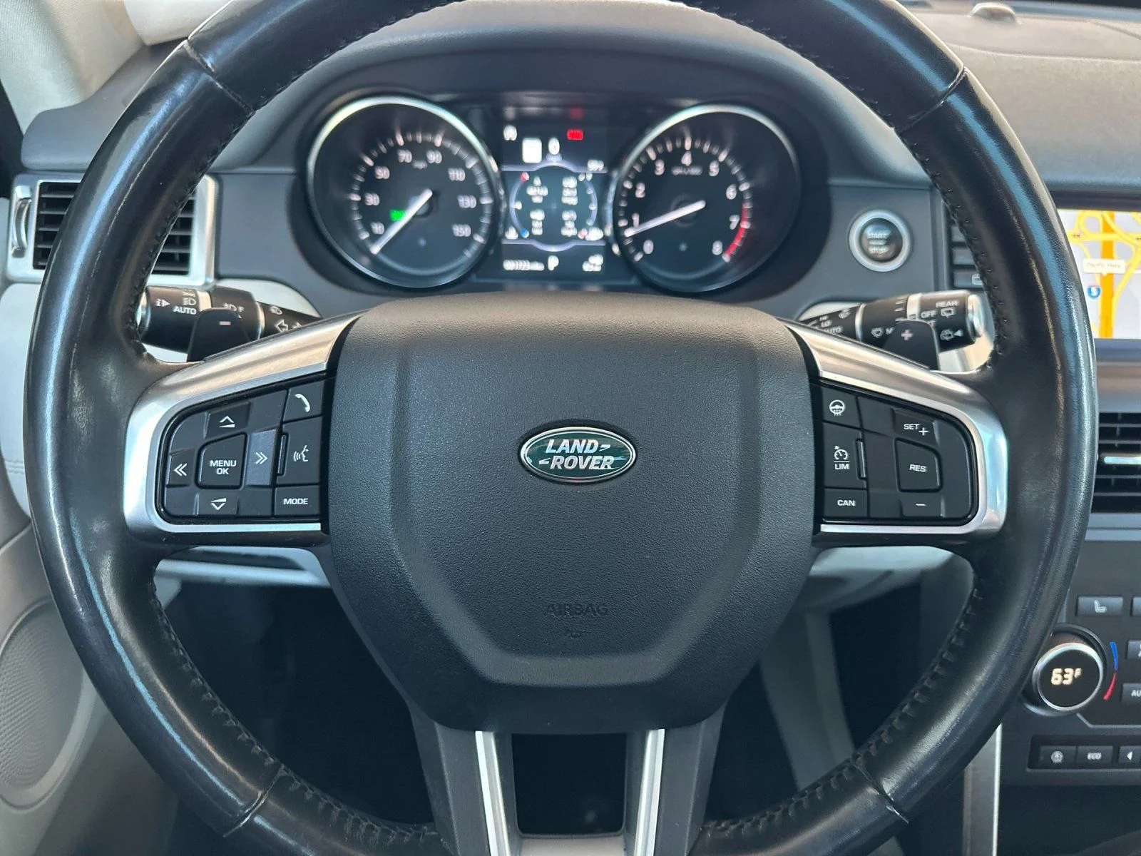 Used 2018  Land Rover HSE image 26
