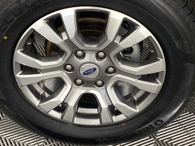 Used 2023 White Ford Lariat image 28