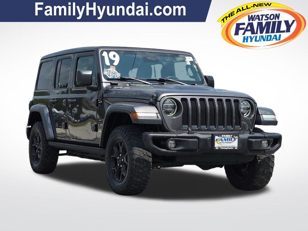 Used 2019 Gray Jeep Unlimited Moab image 1