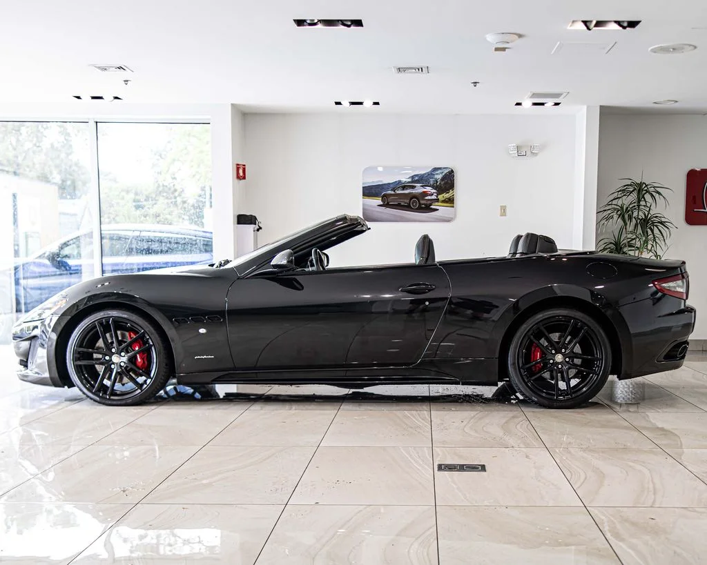 Used 2015 Black Maserati Sport image 6
