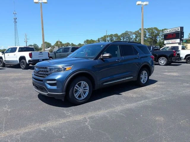 Used 2020 Blue Metallic Ford XLT image 7