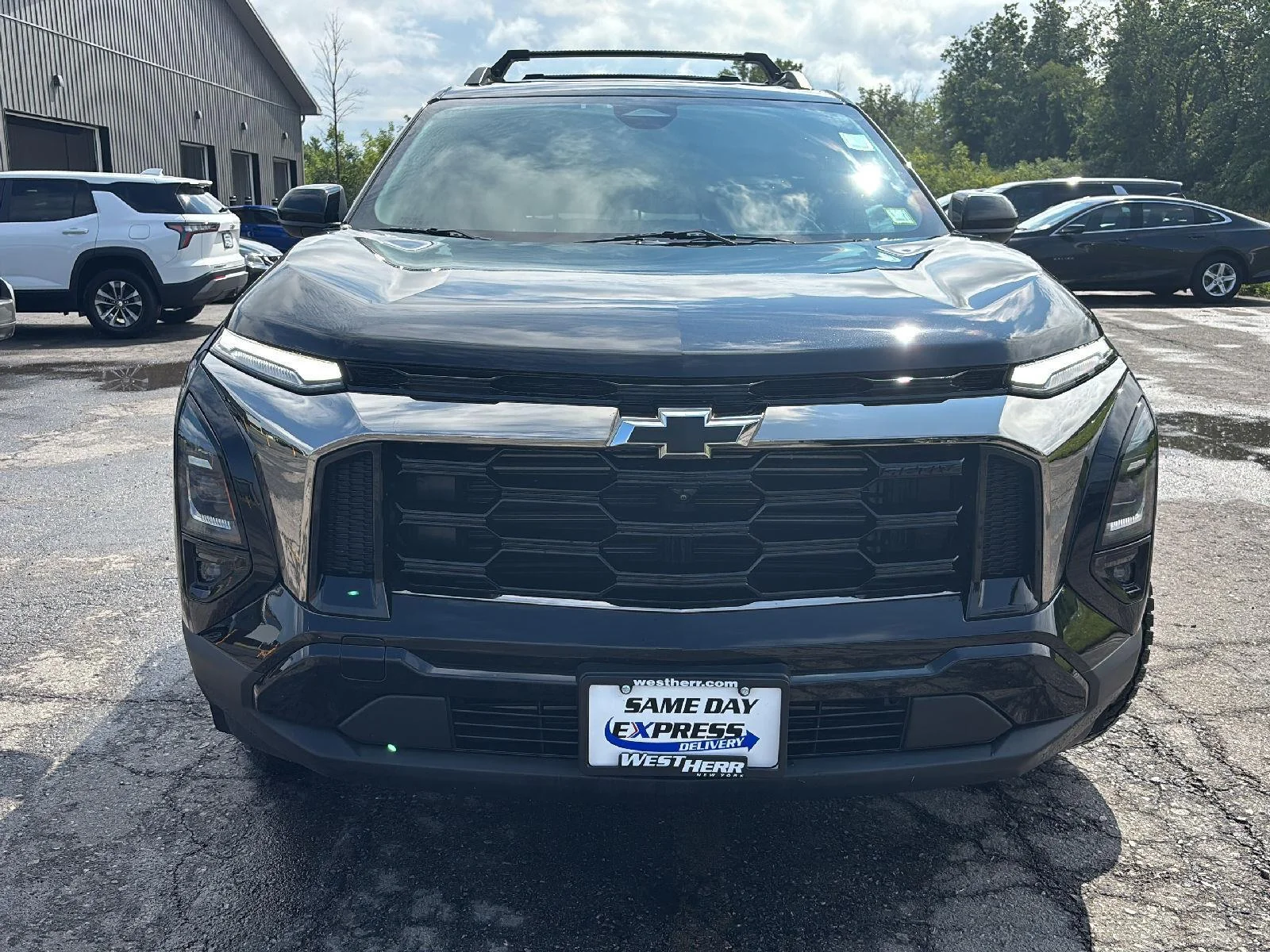 Used 2025 Mosaic Black Metallic Chevrolet ACTIV image 3