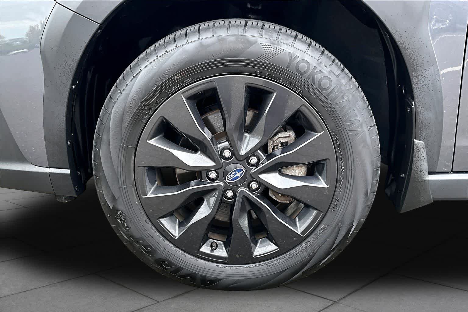 Used 2024 Magnetite Gray Metallic Subaru Onyx Edition image 11