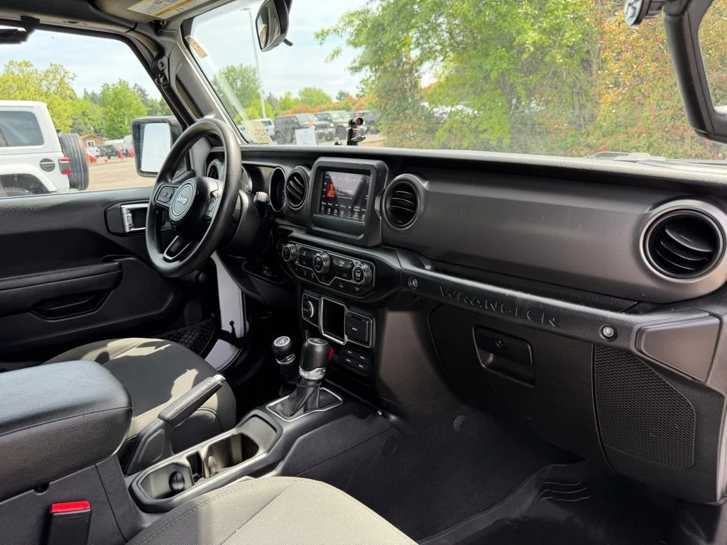 Used 2023 White/off-white Jeep Willys image 29