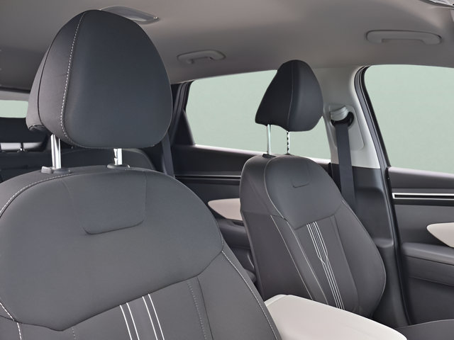 Used 2024 Gray Hyundai SEL image 22