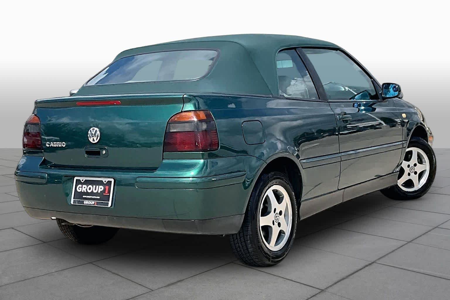 Used 2000 Bright Green Pearl Volkswagen GLS image 12