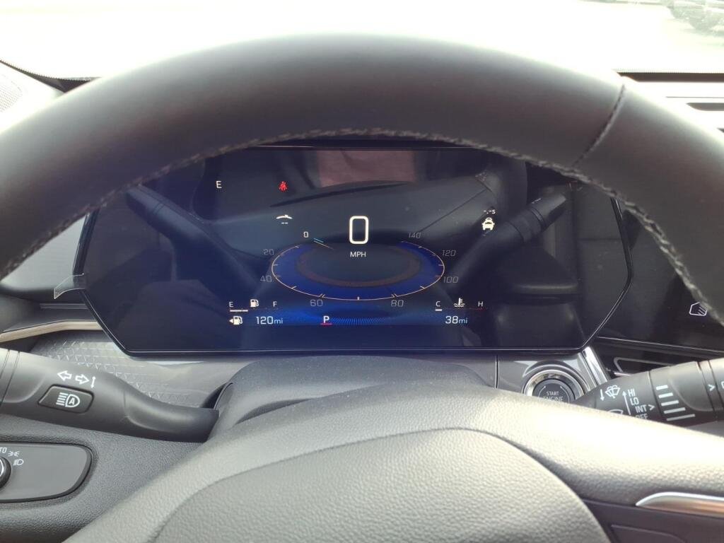 2026 Chevrolet Trax Activ - Photo 9