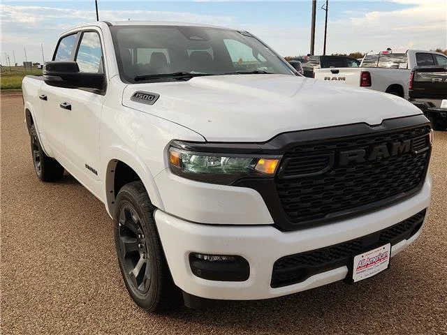New 2027 PW7 Bright Whit Ram LONE STAR CREW CAB 4X4 5