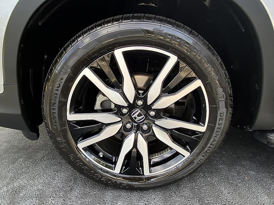 Used 2020 Silver Metallic Honda Elite image 8
