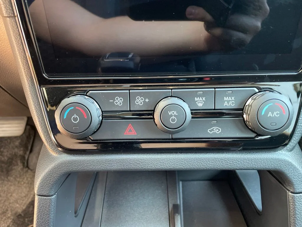 New 2026 AVALANCHE Ford XLT image 26