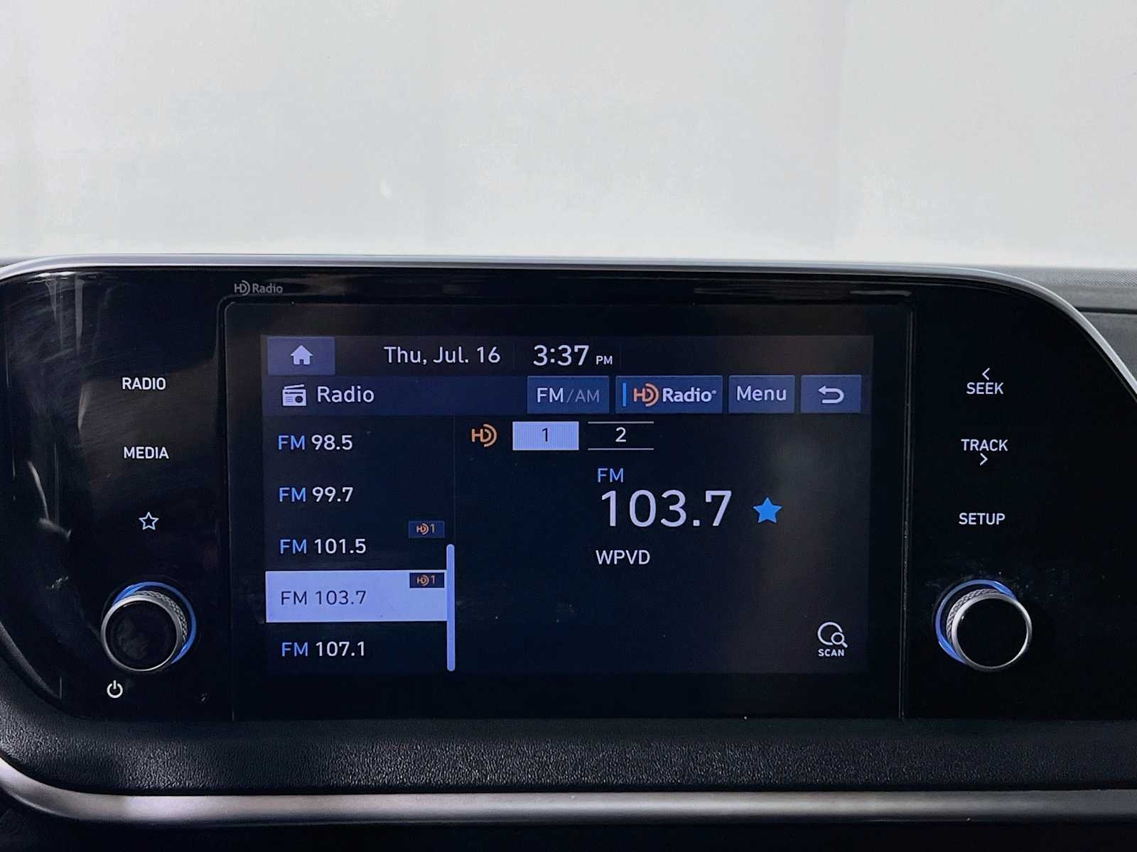 Used 2023 Serenity White Hyundai SE image 14