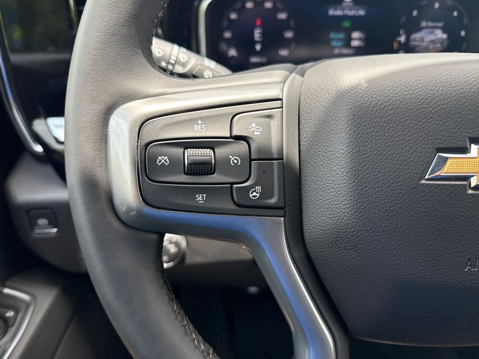 Used 2026 Black Chevrolet LT image 29