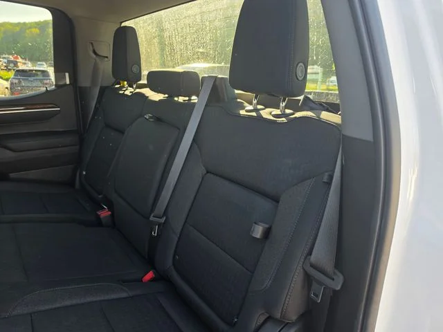 Used 2022 White GMC Elevation image 10