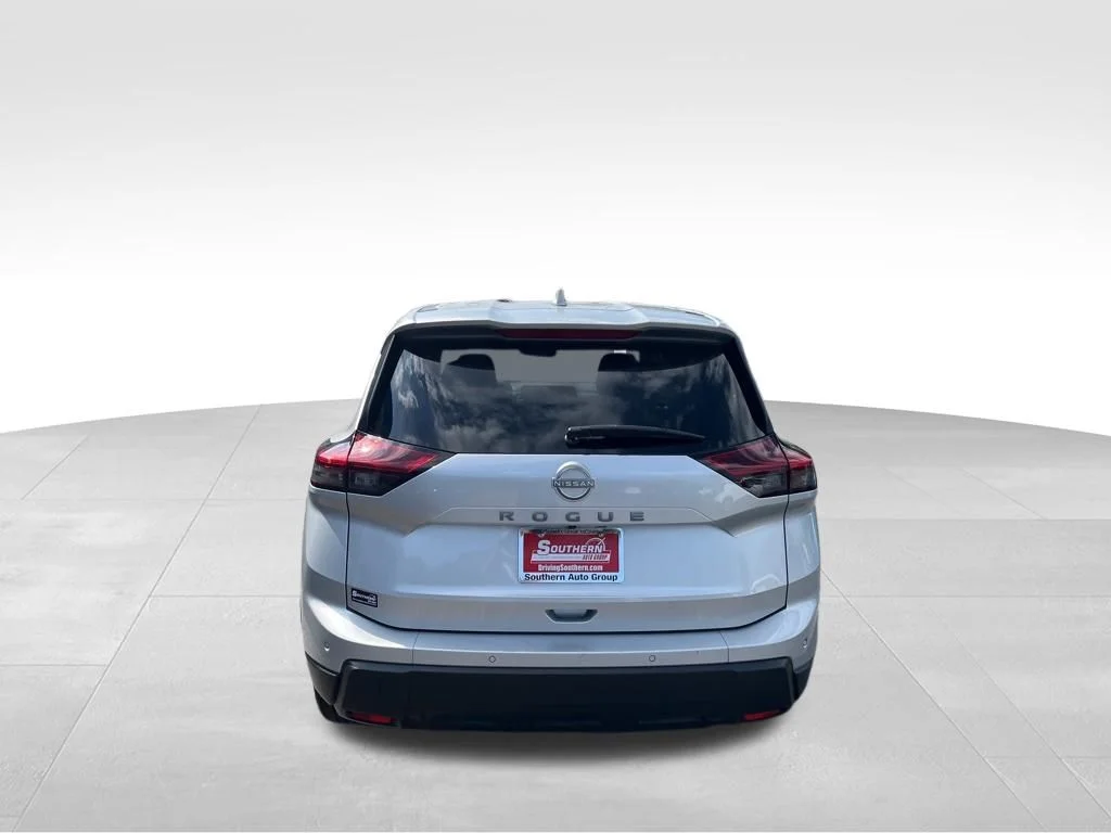 Used 2025 Silver Nissan SV image 41