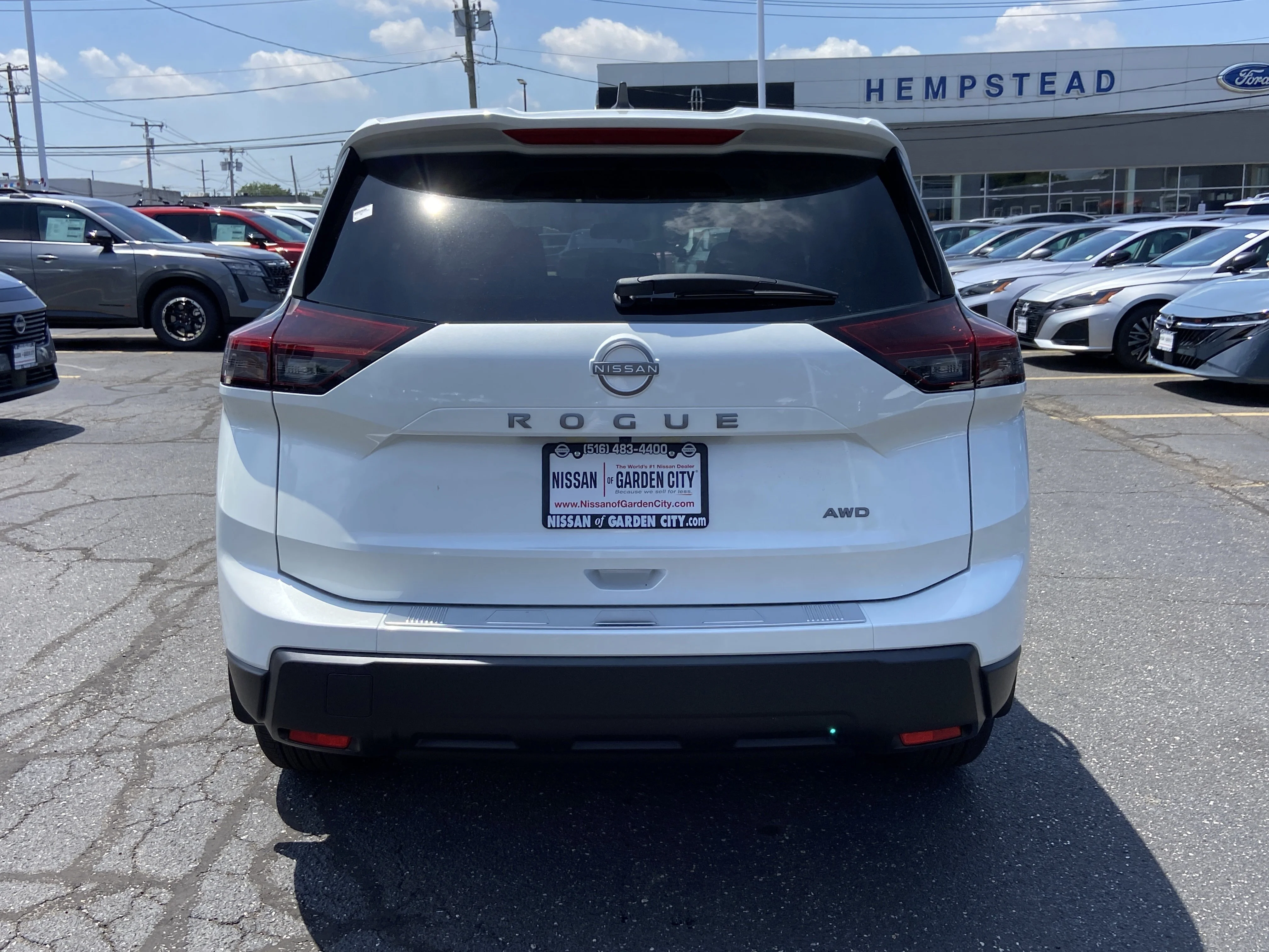New 2026 Everest White Pearl Tricoat Nissan SV image 5