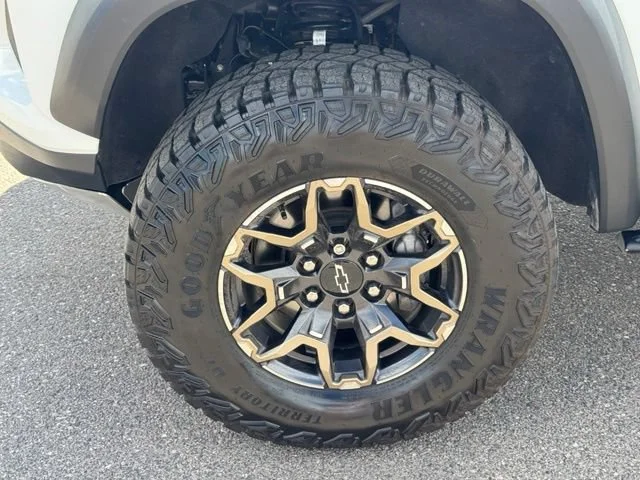 Certified Used 2024 Summit White Chevrolet ZR2 image 10