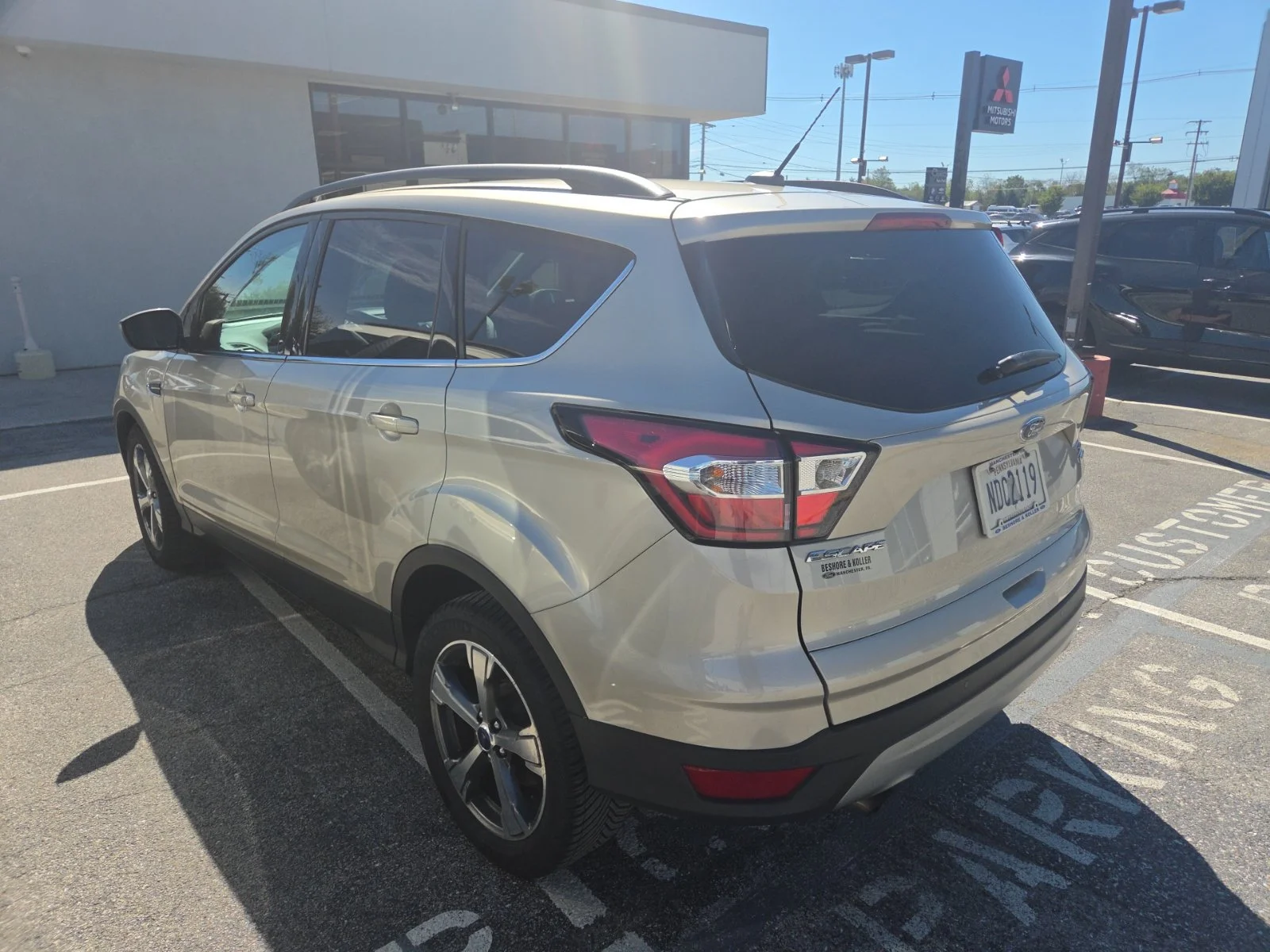 Used 2017 Gold Ford SE image 6