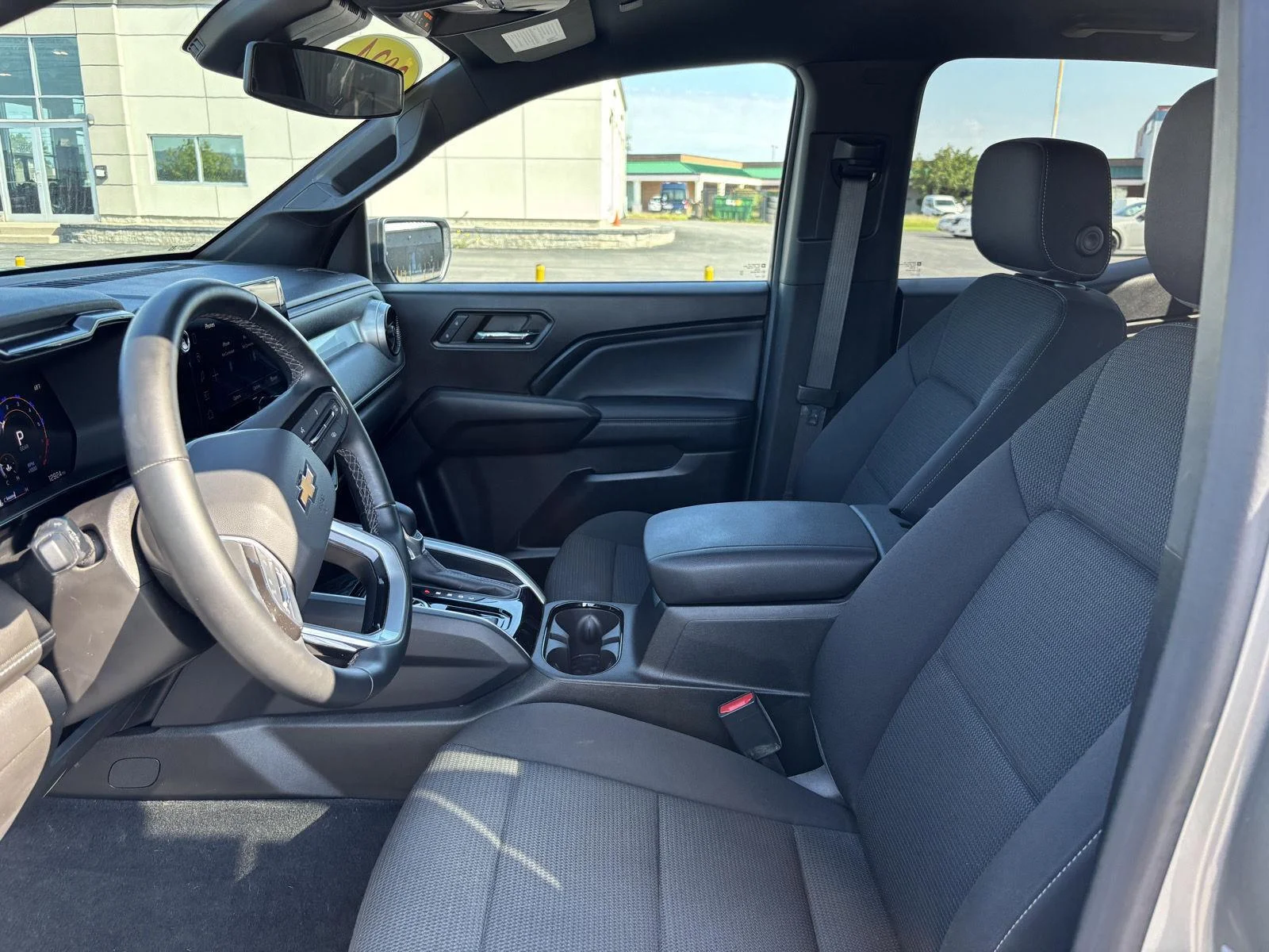 Used 2024 Sterling Gray Metallic Chevrolet LT image 31