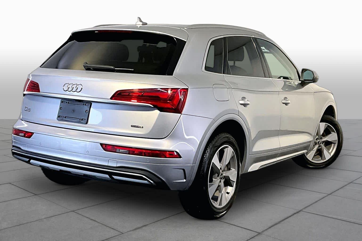 Used 2023 Florett Silver Metallic Audi Premium Plus image 13