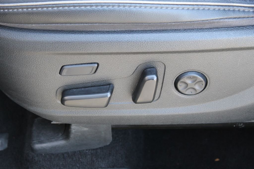 Used 2023 Gray Hyundai Limited image 14