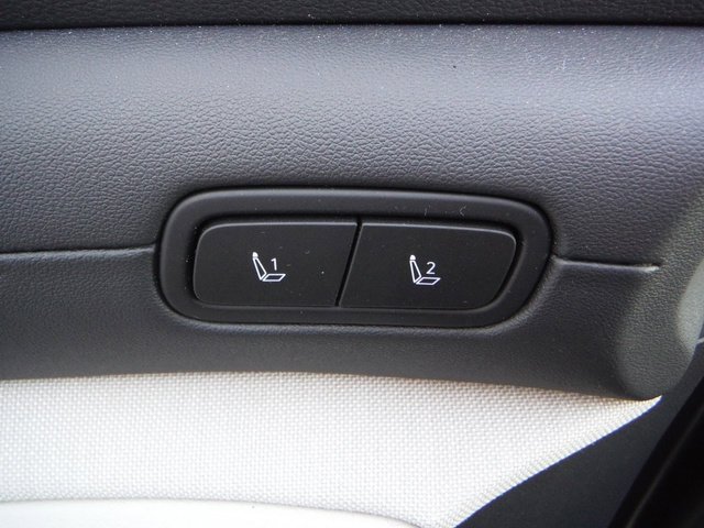 Used 2025 Gray Hyundai Limited image 17