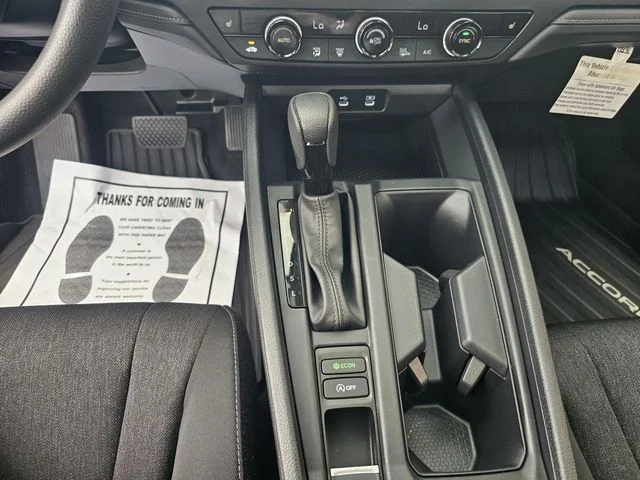 Certified Used 2025 Crystal Black Pearl Honda SE image 34