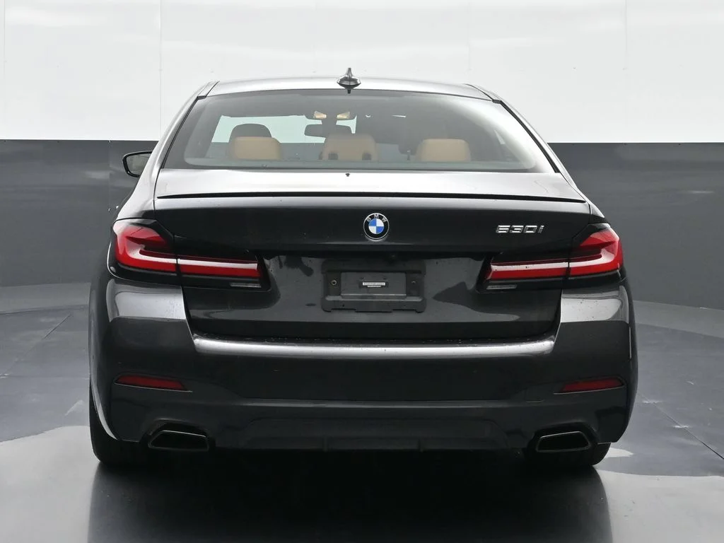 Used 2023 Gray BMW 530i image 7