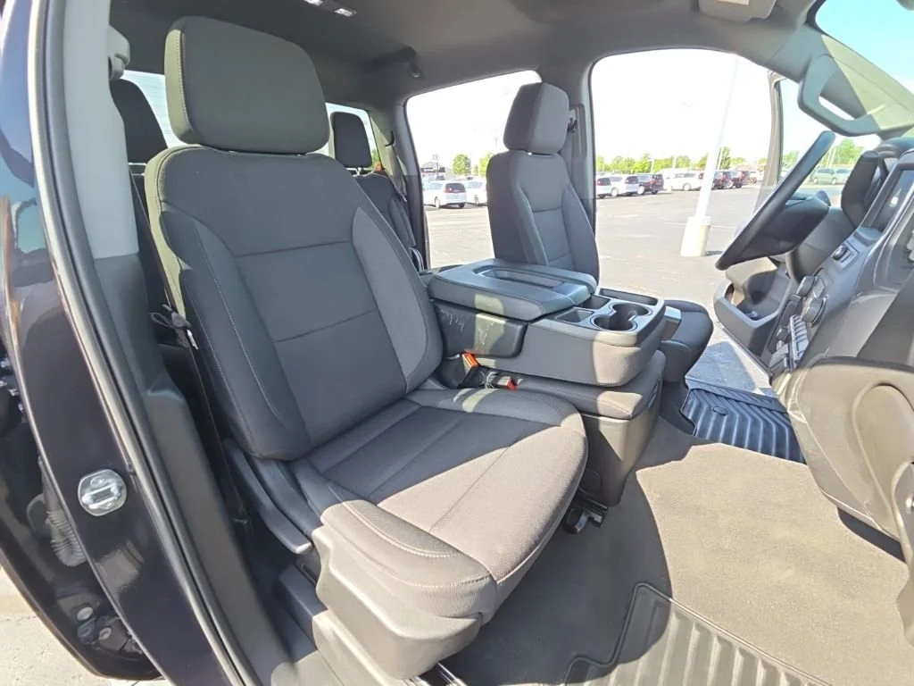 2024 Chevrolet Silverado 2500HD Custom - Photo 30